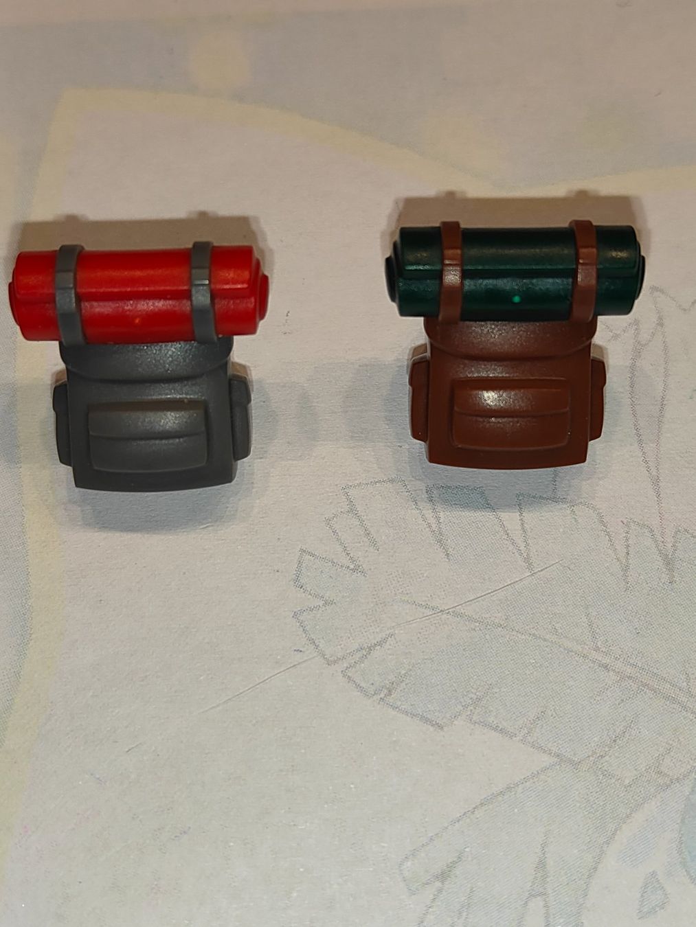 Lego Kit di costruzioni: Legofigurenteile  2 Rucksäcke 26073**  /E27 – Usato da St. Gallen venduto da Bisaknosp 2