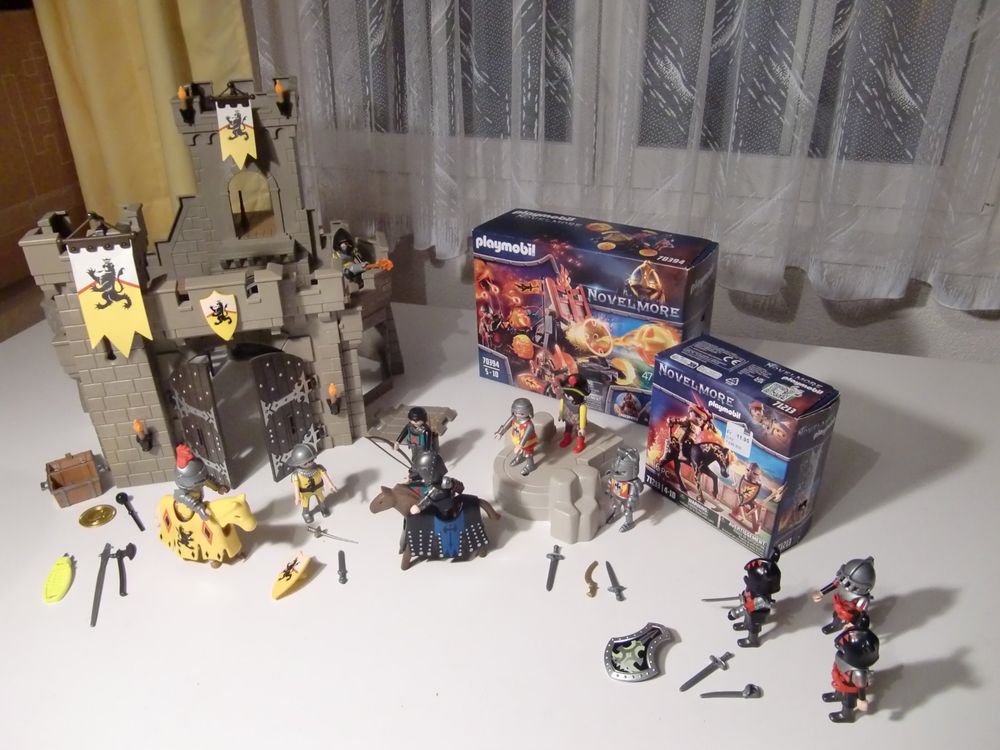 Playmobil Ritterburg / Burg mit NEUEN NOVELMORE BURNHAM SETS (Gebraucht ...