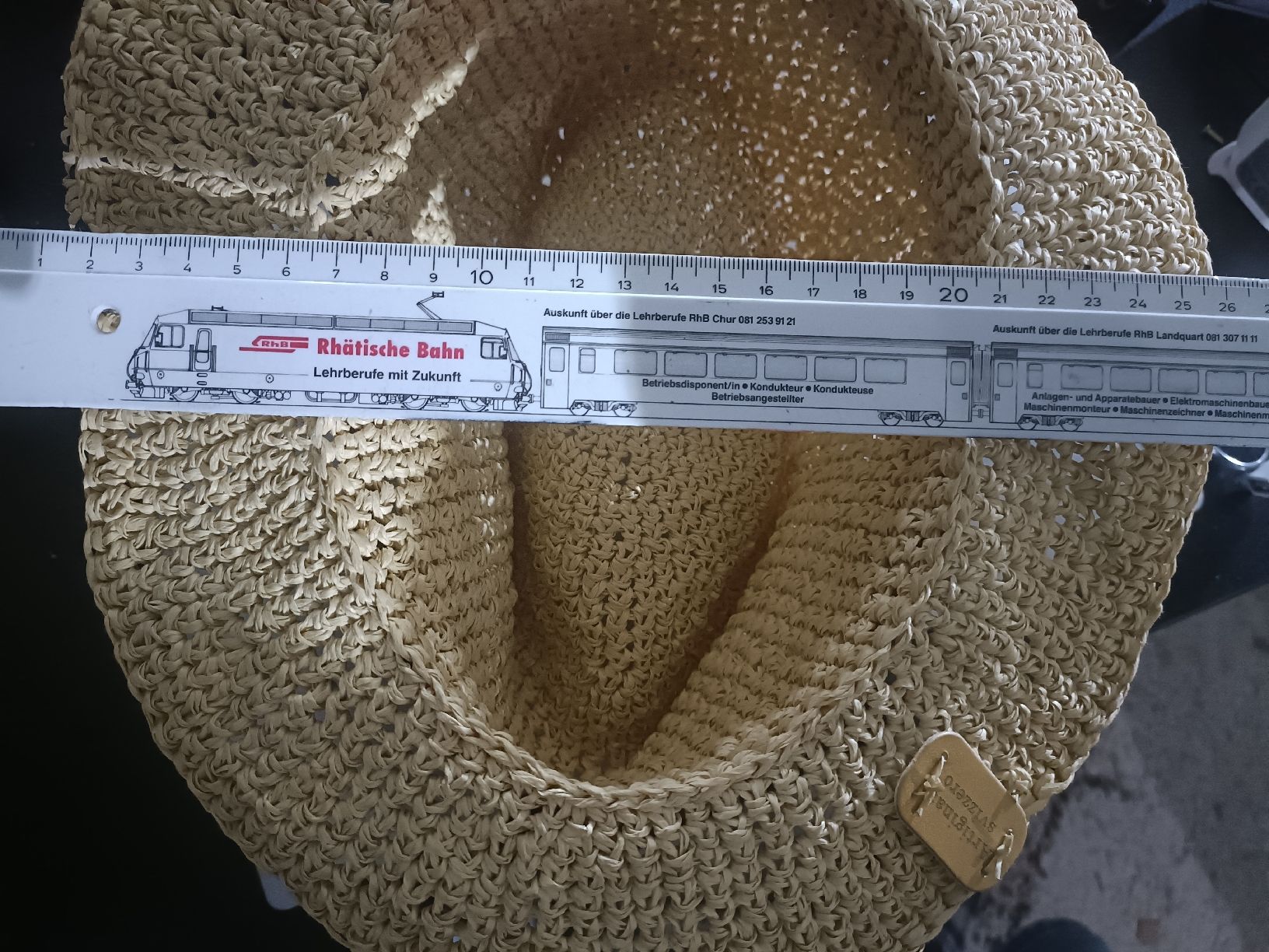 Copricapi, berretti & cappellini: Bastgarn Hut handgemacht. Modell3  54cm Durchmesser – Nuovo (secondo la descrizione) da Mesocco venduto da andergia 5