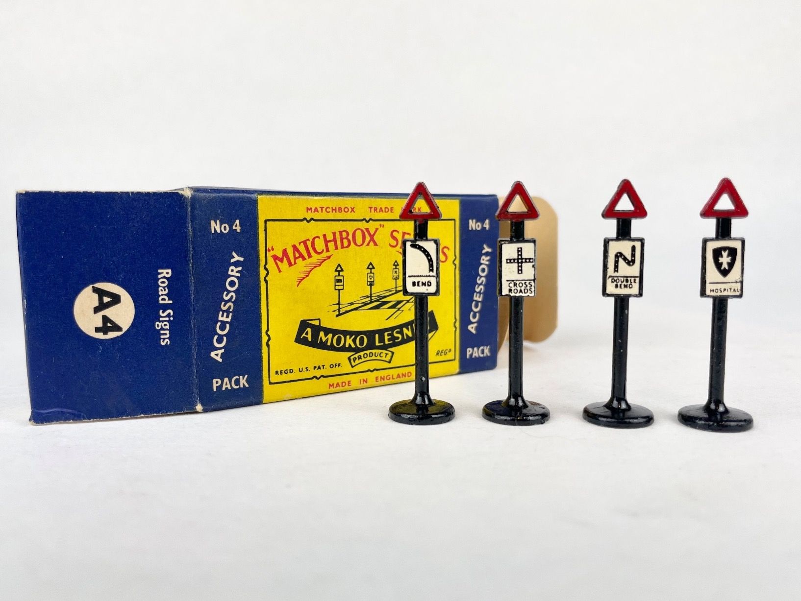 Matchbox Modellini d'auto: Matchbox Moko Lesney  Accessory Pack A4 Road Signs - MINT! – Nuovo (secondo la descrizione) da Genthod venduto da lightyear63 4