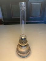 Ancienne lampe à pétrole en cuivre