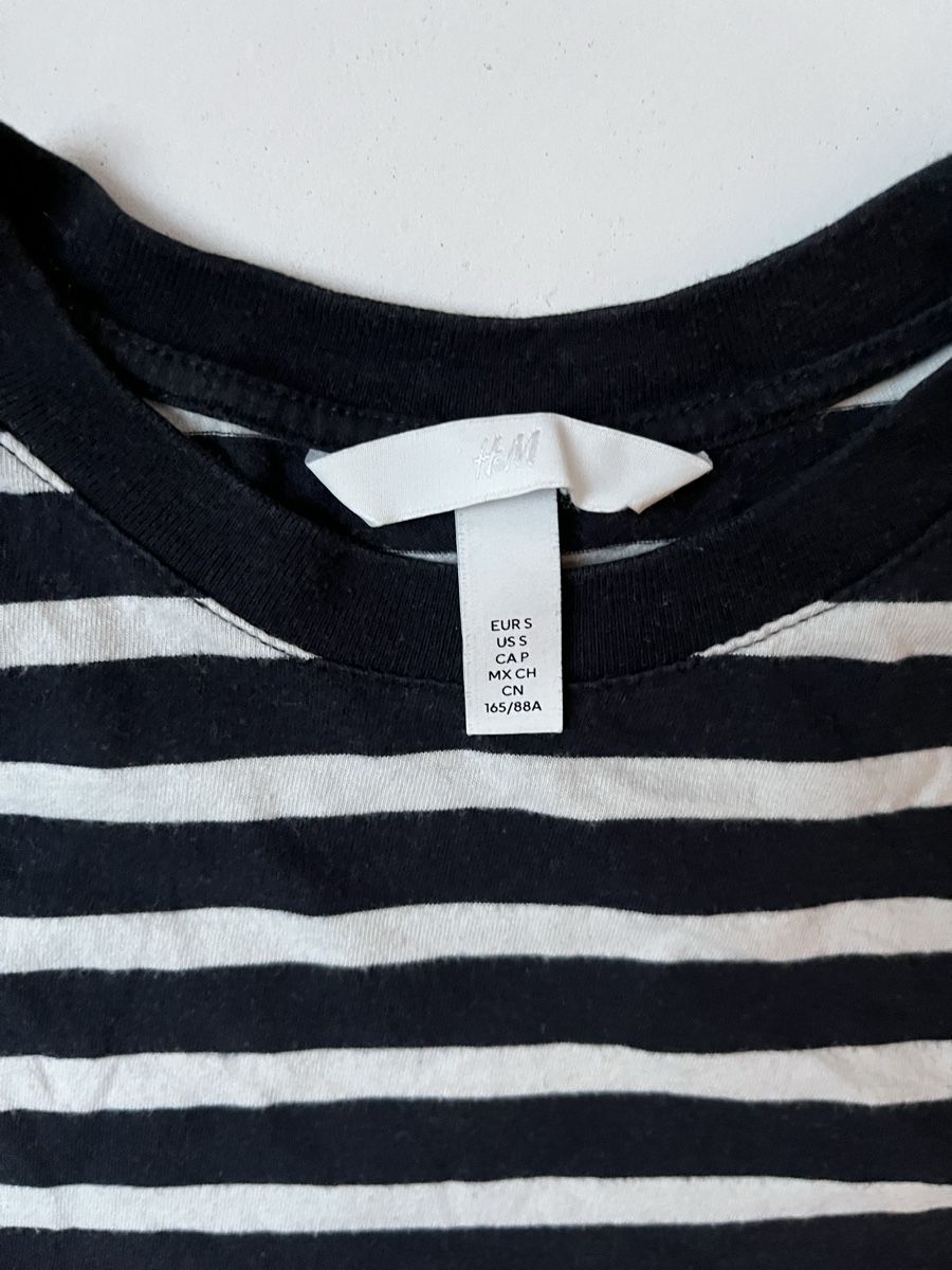 Top: T-Shirt and Crop top Set – Usato da Zürich venduto da Agave_Sue 2