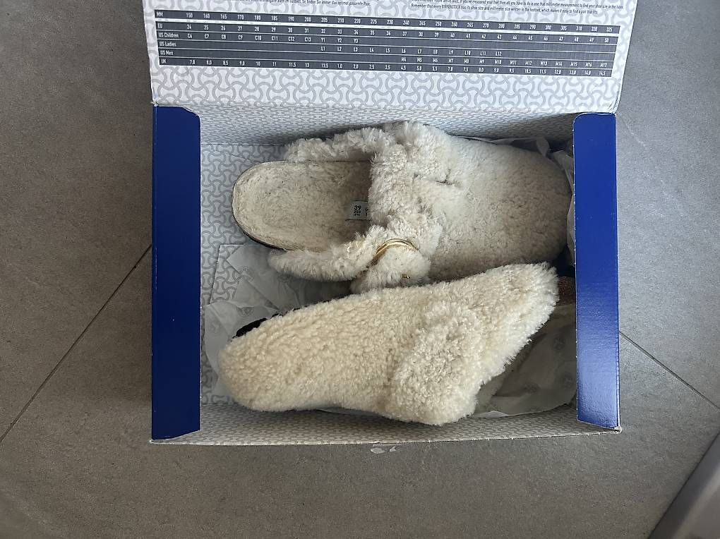 Scarpe da donna: Birkenstock -teddy donna – Usato da Gentilino venduto da ver_n6bc 3