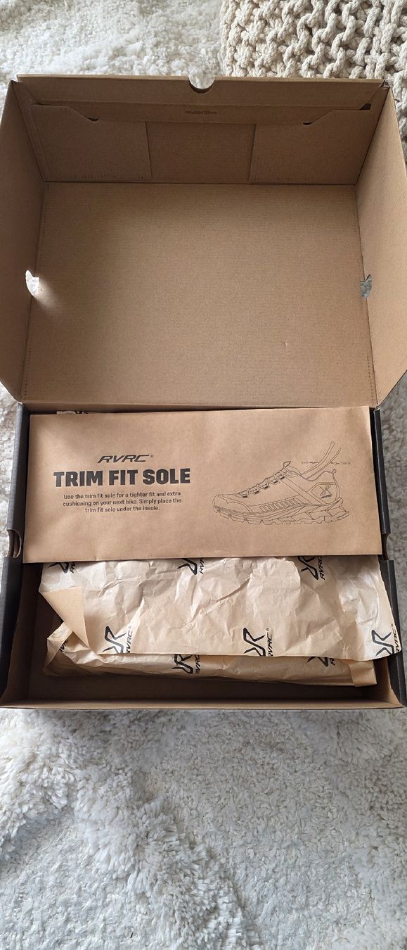 Scarpe da uomo: Revolutionrace Wanderschuh Grösse 42 – Nuovo e nell'imballaggio originale da Adliswil venduto da sushipeti 5