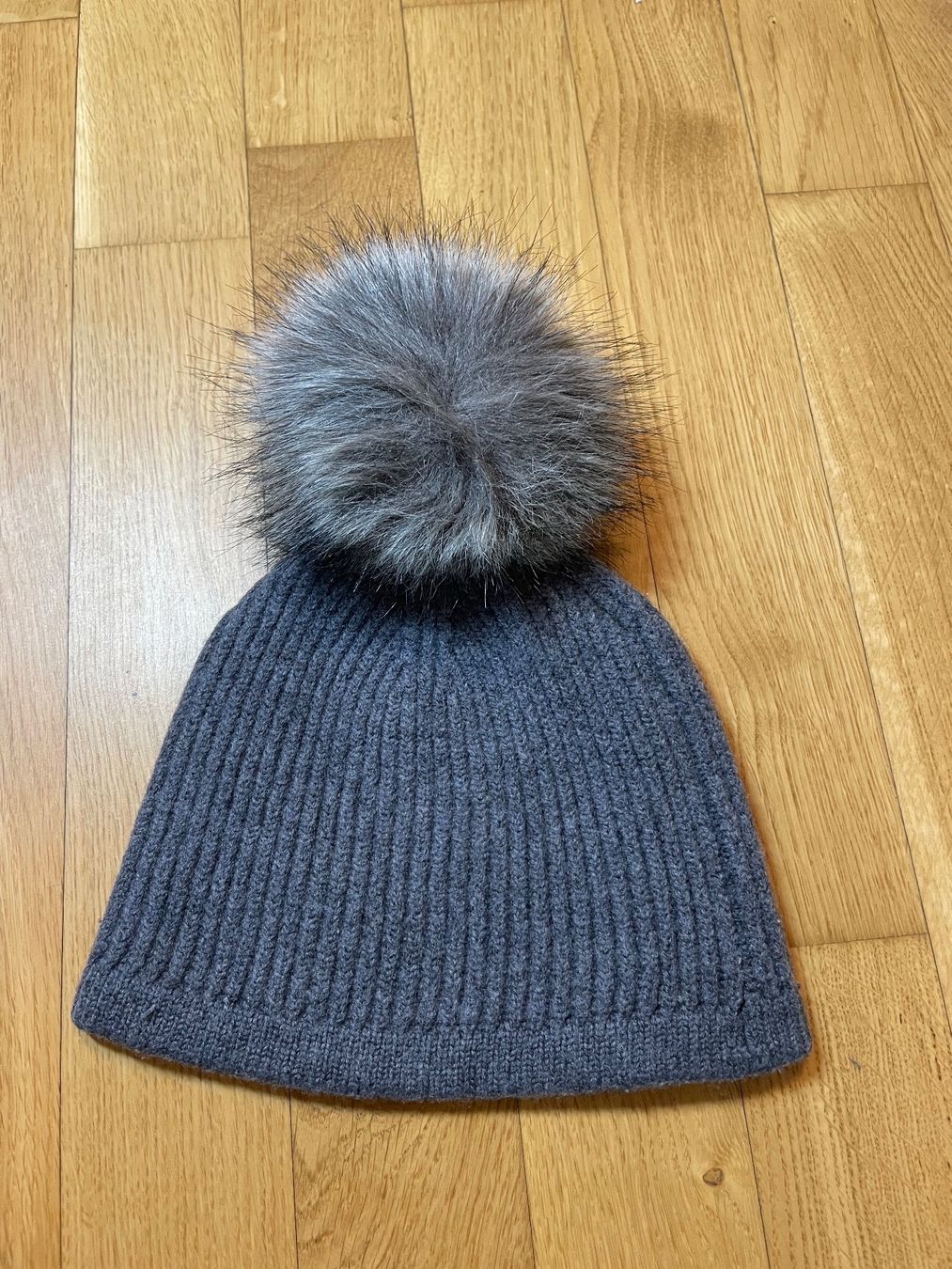 Hüte, Mützen & Caps: Pom pom hat DSQUARED Made in Italy One size – Gebraucht aus Zug von dim_np7l