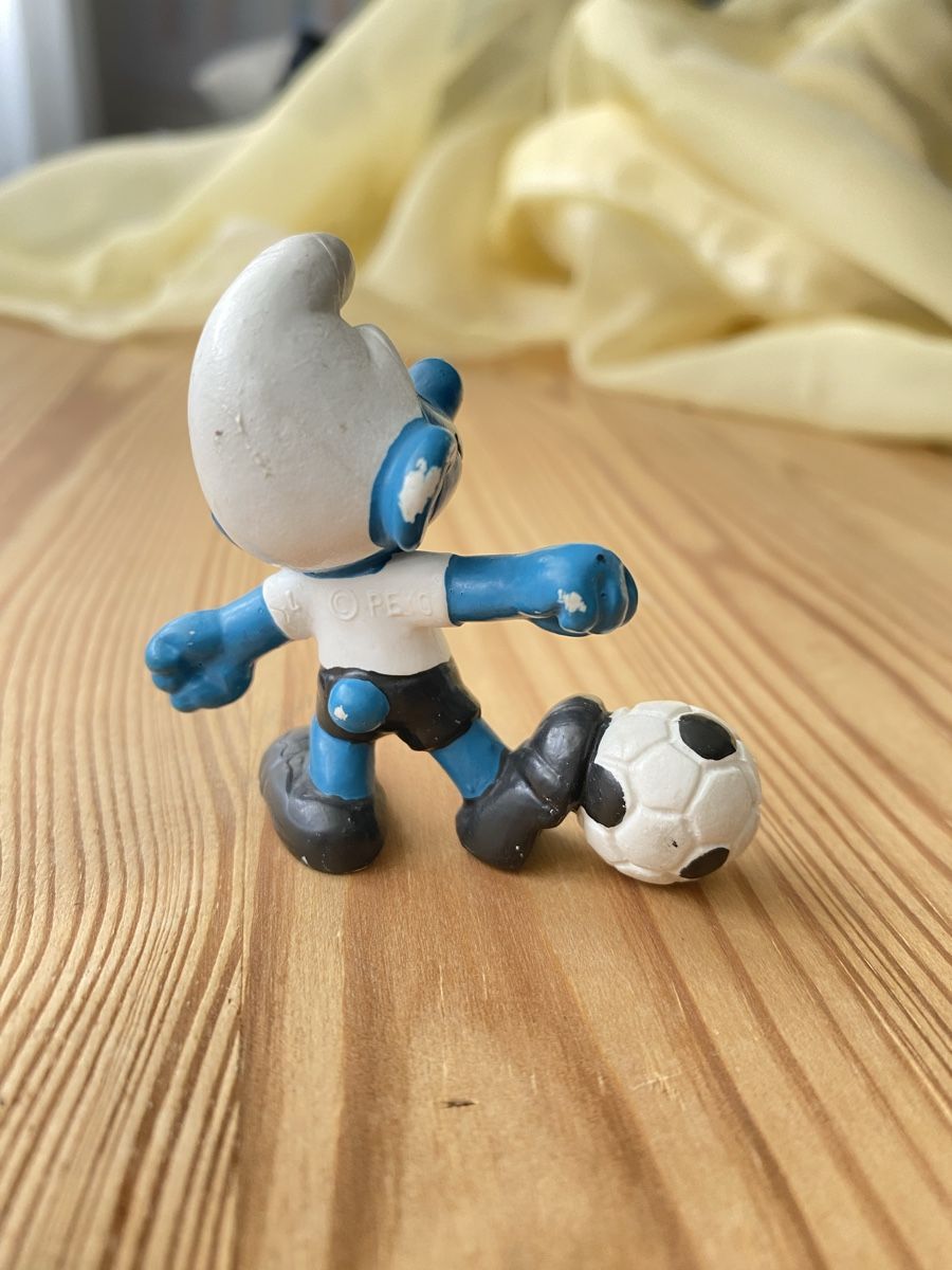 Statuette: Schlumpf Fussballer – Usato da Fehraltorf venduto da Marian4 1