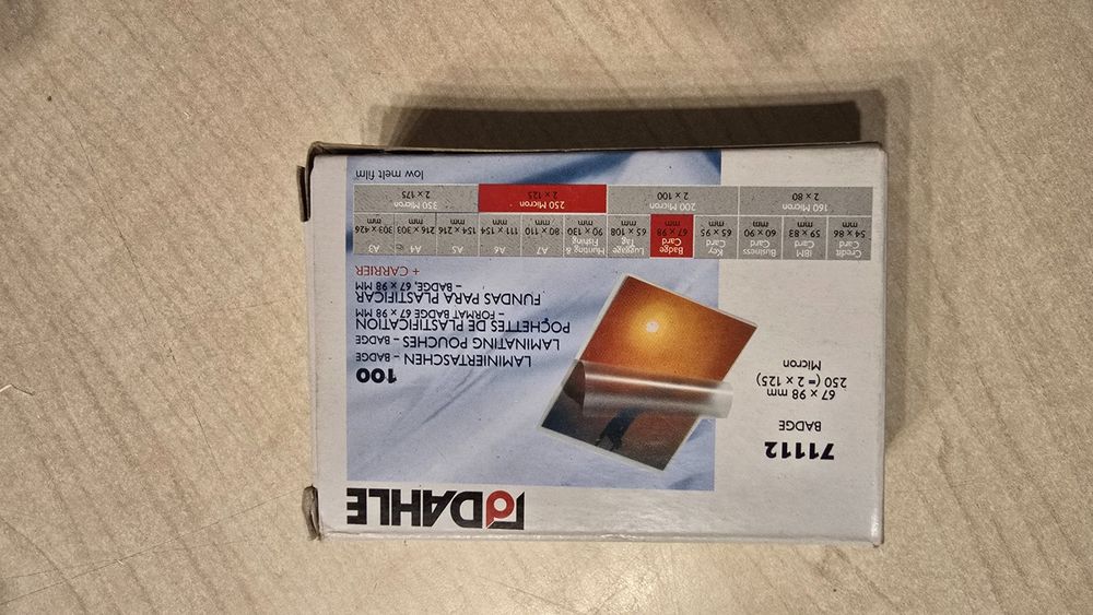 Laminierfolien Visitenkarte 90x60mm 125µ glänzend Leitz 7369-00-02 (Pack=100 Stück) kaufen | Verbrauchsmaterial für Laminiersysteme bei