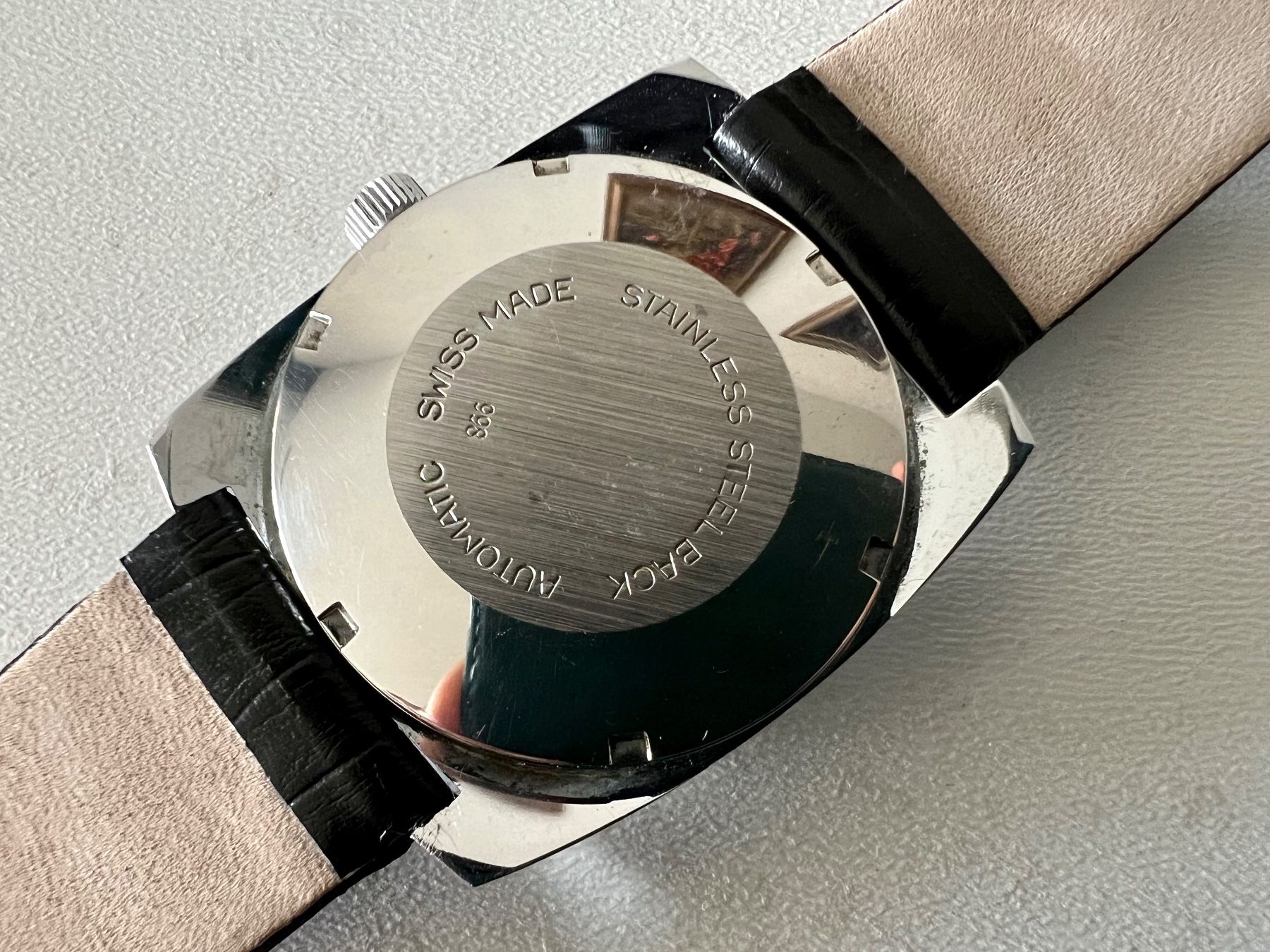 Orologi: RENIS vintage 70's automatic wristwatch - dark grey dial – Usato da Le Mont-sur-Lausanne venduto da LycaGallery 5