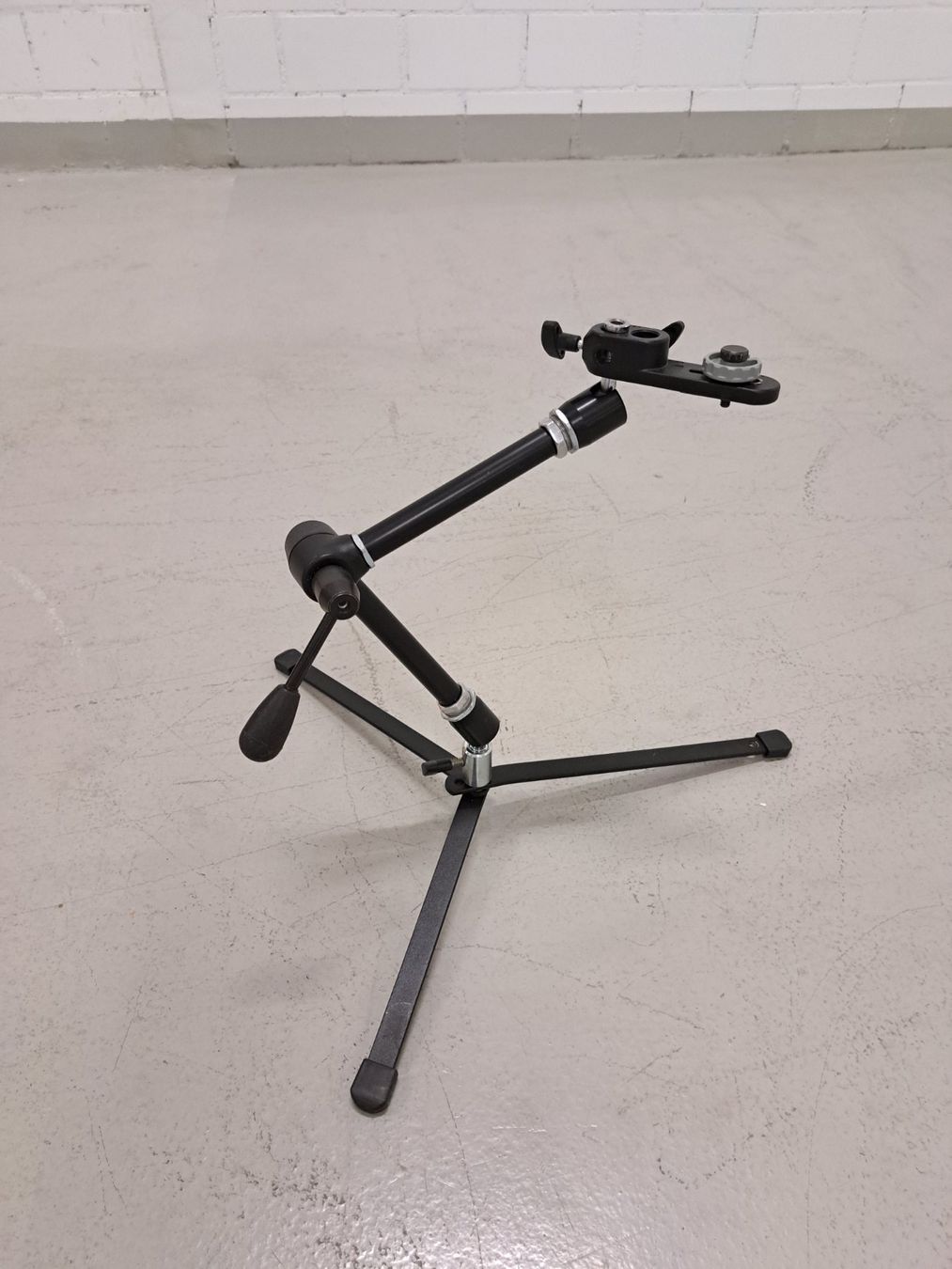 Manfrotto Altri Accessori: Magic Arm Manfrotto MA143 dreiteilig – Usato da Embrach venduto da lichttechnik