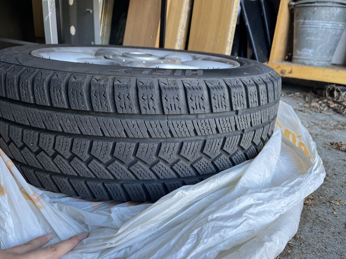 Pneumatici & Ruote complete: Pneus hiver avec gentes Mini Cooper – Usato da Peseux venduto da alf_mtd2 8