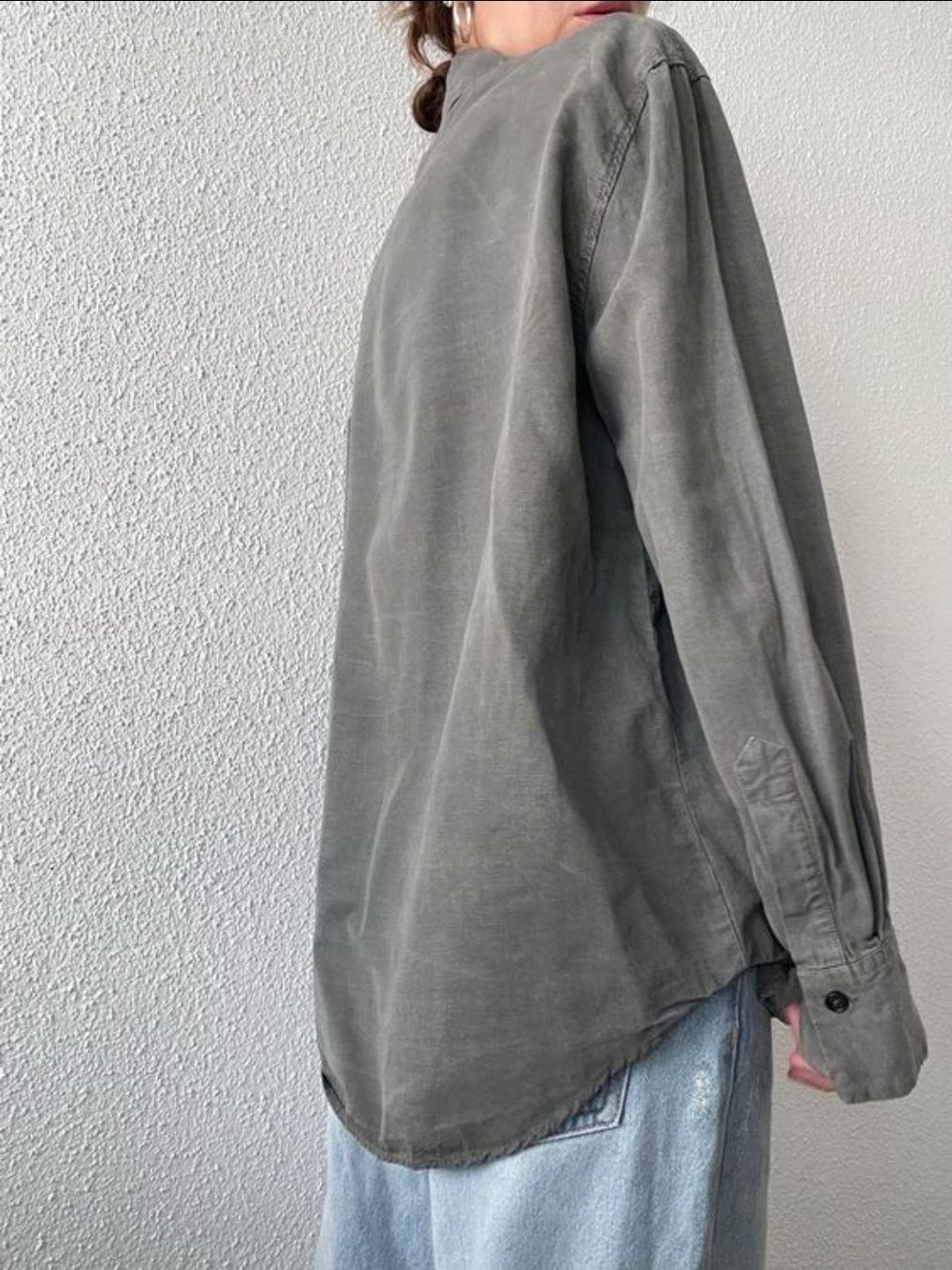Zara Camicette: Grey Oversized Linen Shirt with Pockets – Usato da Bern venduto da christiane_pr 1