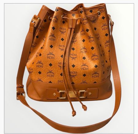 MCM Beuteltasche Leder Monogramm Cognac guter Zustand