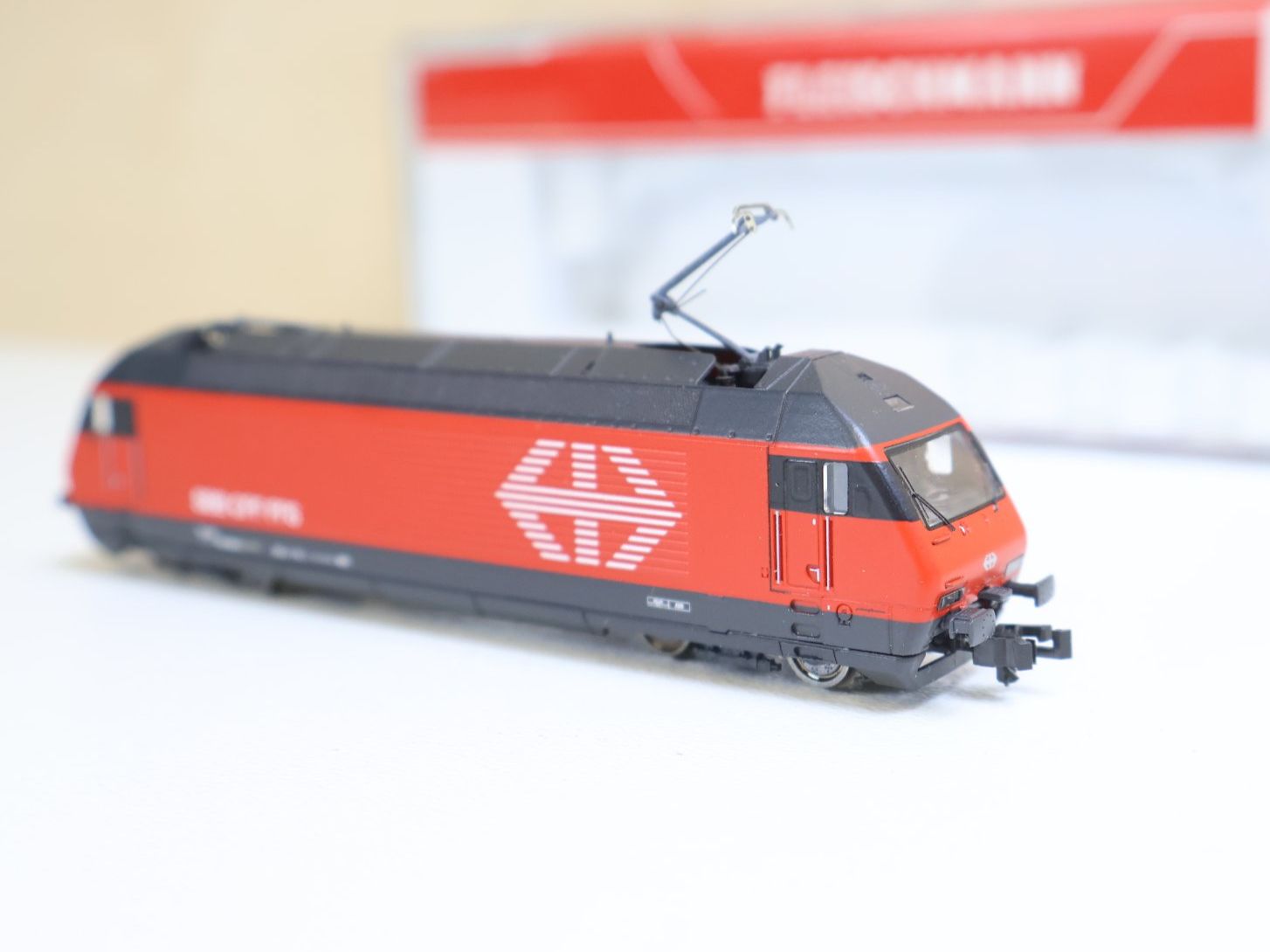Fleischmann Modellini di ferrovie: Fleischmann Digital - SBB Re 460 E-Lok - Gütsch - 731402 N – Usato da Winterthur venduto da Monstera