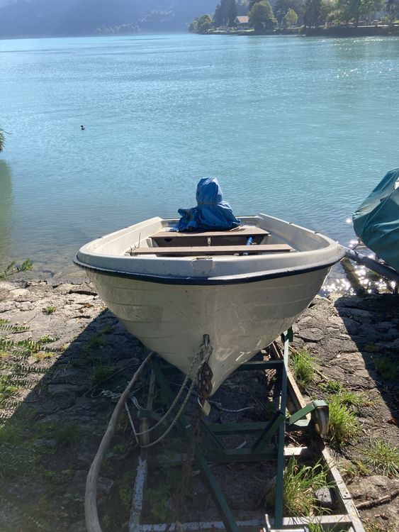 Boot plus Motor (Gebraucht) in Matten b. Interl für CHF 702 – nur ...