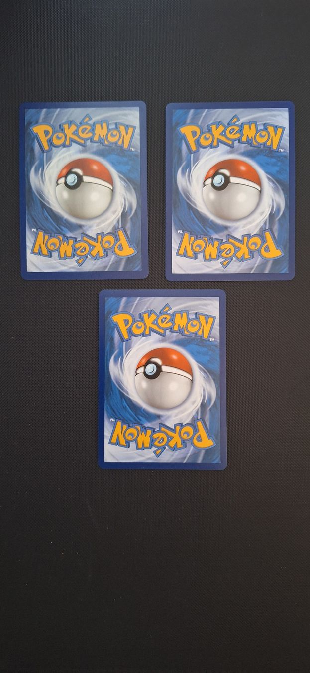 Cartoline: Celbrations Pokemon Bundle – Nuovo (secondo la descrizione) da Riehen venduto da rah_rr6c 6