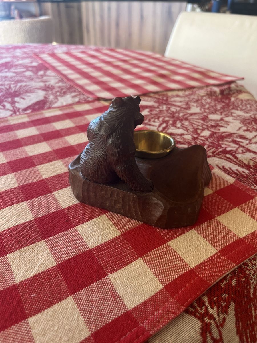 Sculture & Statue: Antiker Bär aus Holz mit Messing Schale – Usato da Saanen venduto da SoniaMichaela 5