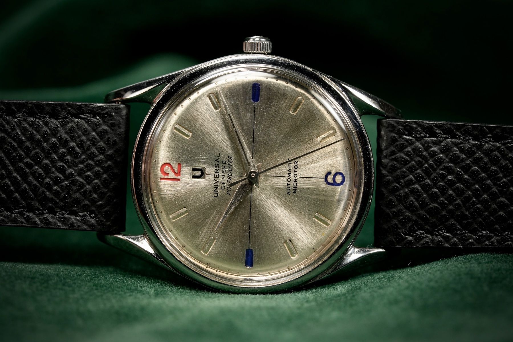 Universal Genève Orologi: Universal Geneve - Polerouter Un-Eraseable Dial Steel UG215 – Usato da Morcote venduto da chronoservice