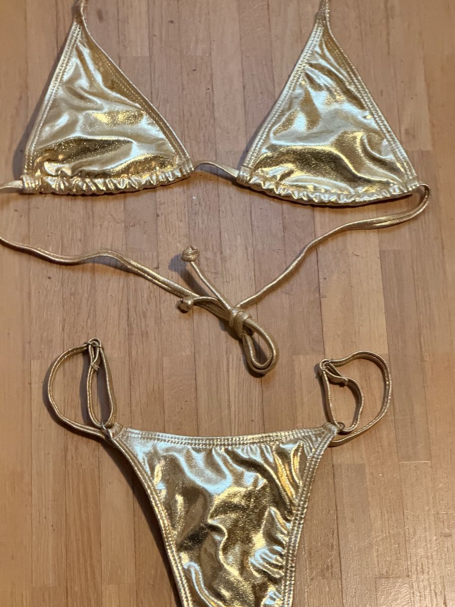 Costumi da bagno & Bikini: Maillot de bain doré 2 pièces – Nuovo e nell'imballaggio originale da Le Lignon venduto da Ana2831 2