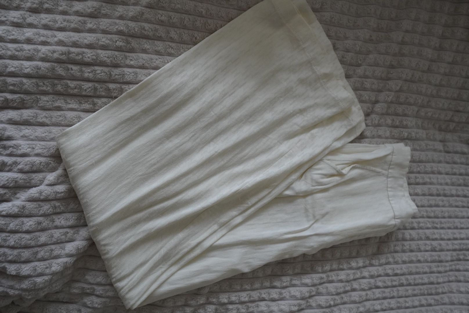 Completi & Tailleur: Ensemble vintage blanc cassé – Usato da Onex venduto da Magou_31