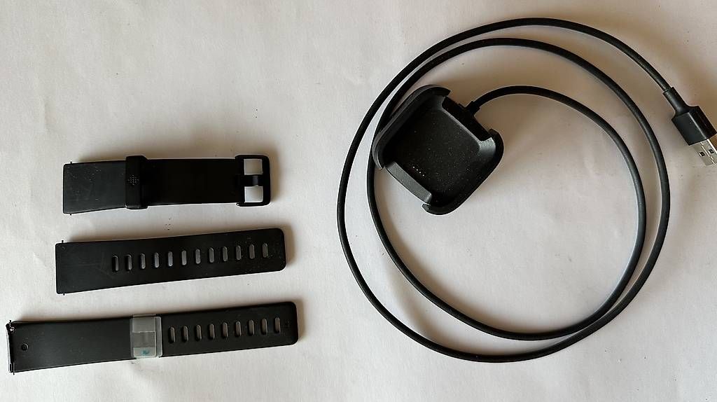 Smartwatch: Fitbit Versa 2 – Gebraucht aus Veltheim AG von KimiSinger 1