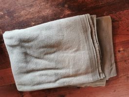 ANTIPILLING FLEECE – PASTELLGRÜN ca 150x100cm