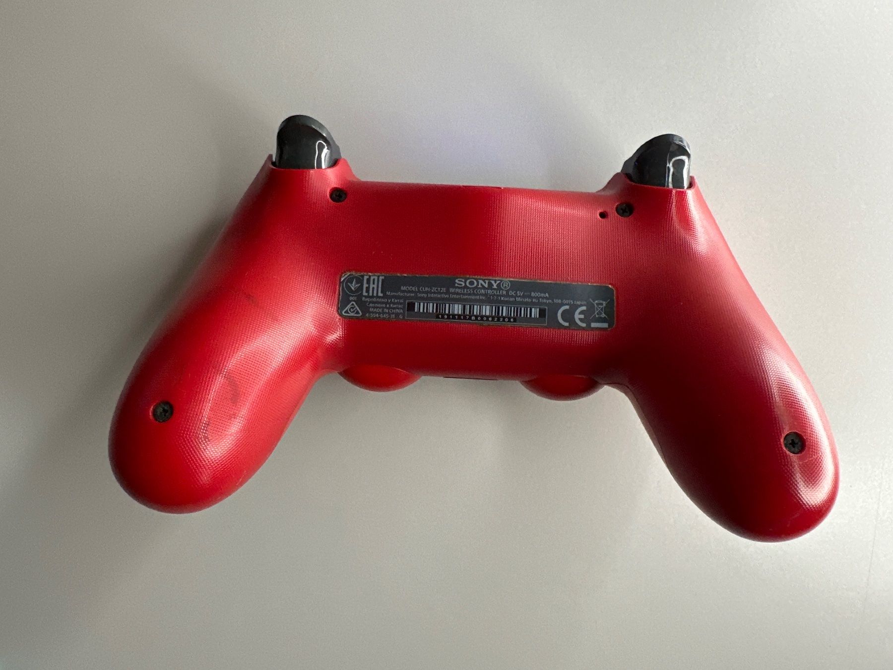 Sony Manettes: PS4 Controller V2 – D'occasion à St.gallen par taduz 1