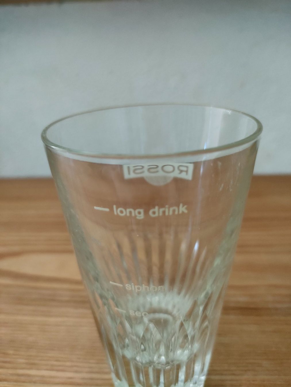Gläser: Glas mit Rossi Logo – Gebraucht aus Wiesendangen von s_er 3