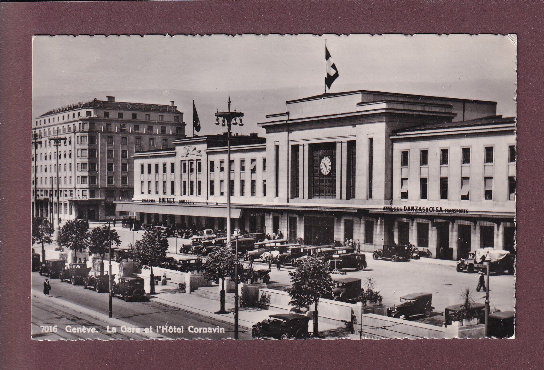 Cartoline postali: GENEVE - Gare et Hôtel Cornavin - 1946 – Usato da Pully venduto da nicecards