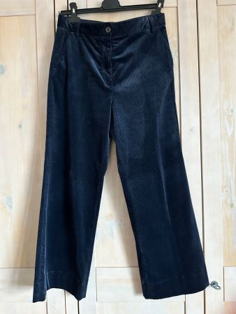 Wunderschöne Cordhose von Antonelli in dunkelblau