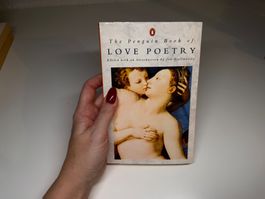 NOVEL: The Penguine Book of Love Poetry