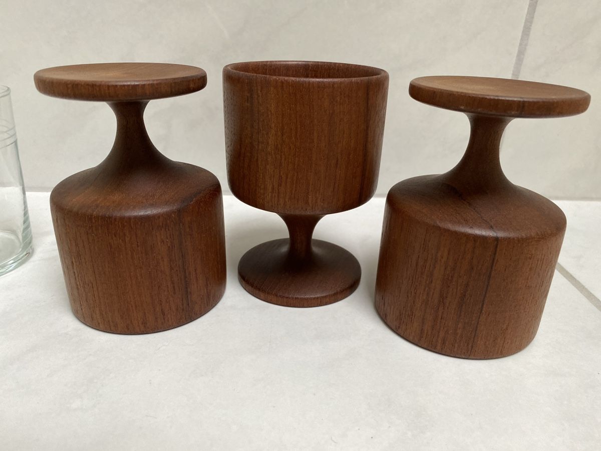 Gläser: Vintage Gläser Set mit Servierbrett, Teakholz. – Gebraucht aus Biberist von Momo33 8