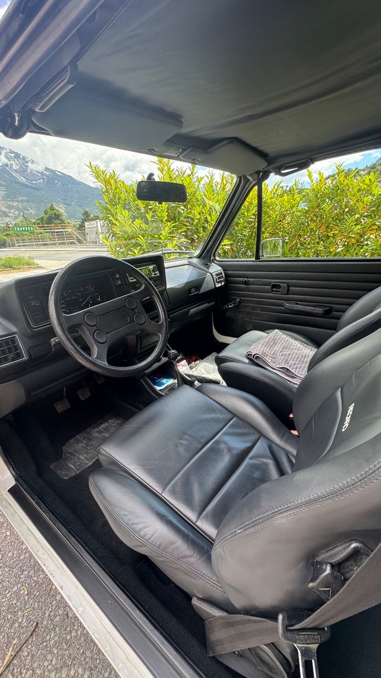 VW Automobili: Golf 1 GLI cabriolet 1.8 – Usato da Sierre venduto da jokr396 3