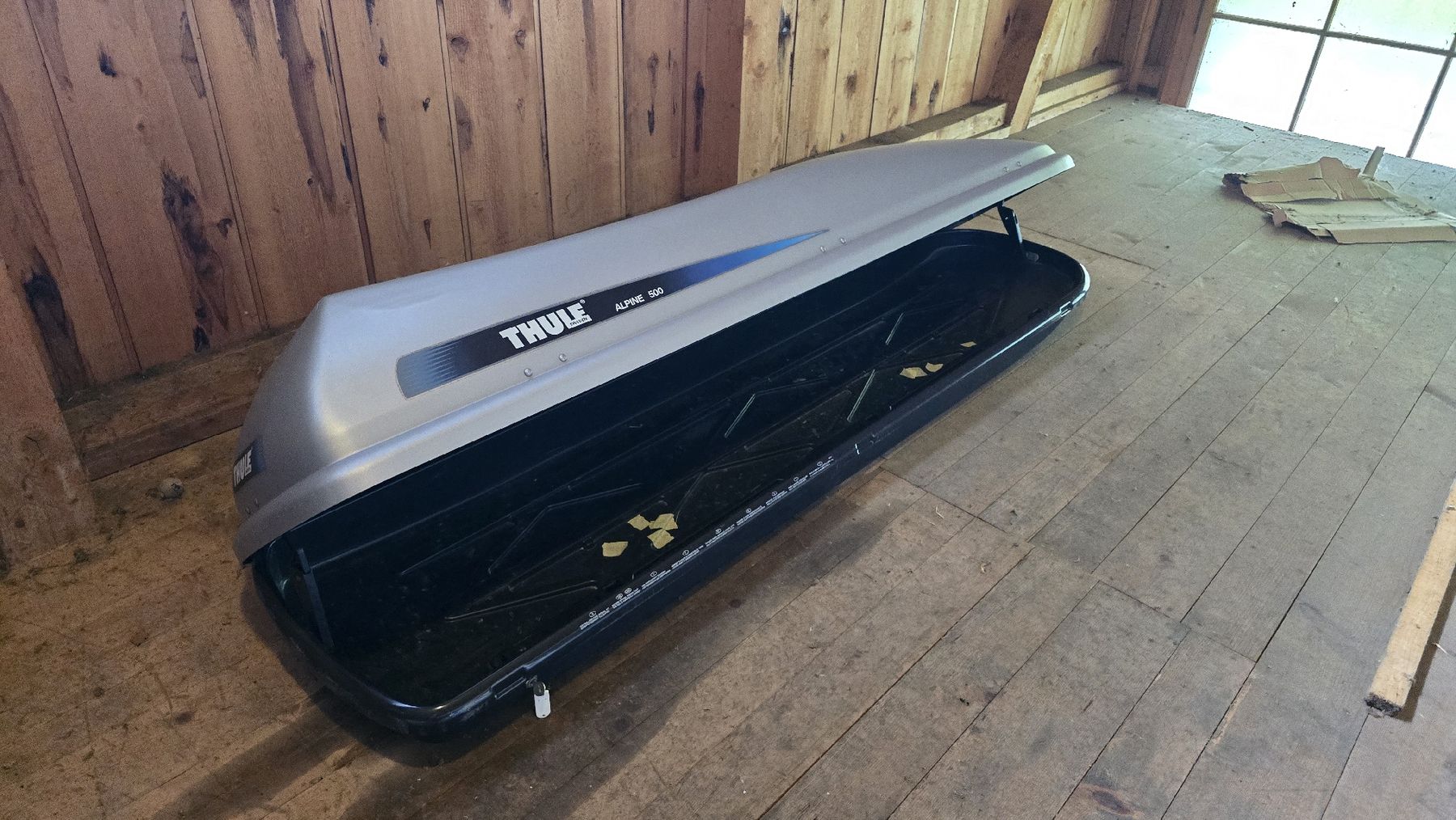 Thule Coffres de toit: Dachbox THULE ALPINE 500 mit Delle gebraucht – Défectueux à Merligen par MieloSOM 1
