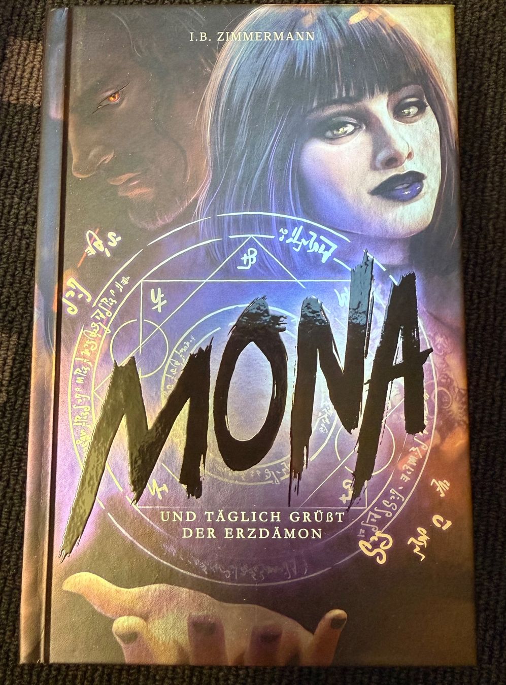 Libri: Mona - I.B.Zimmermann (Special Edition) – Nuovo e nell'imballaggio originale da Eichberg venduto da Lolapop18