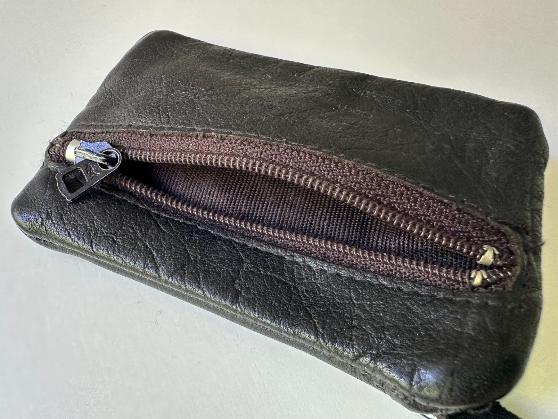 Altro in  Abbigliamento & Accessori: Pochette à clés similicuir noir – Usato da Genève venduto da Reveur 3