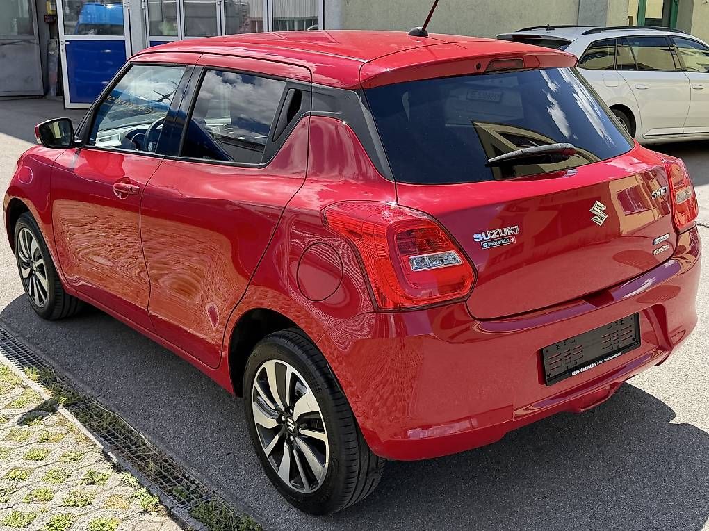 Autos: Mild Hybrid 4x4 LED Lichtpacket – Gebraucht aus Seftigen von Carrosserie.Schaub 3
