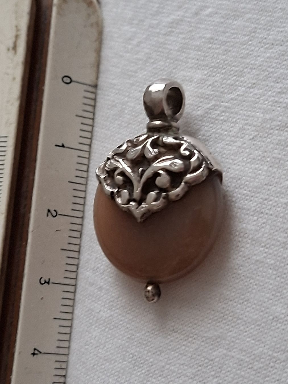 Anhänger: Anhänger Silber Boho mit beigem Stein rund – Gebraucht aus Remetschwil von littleredboots 2