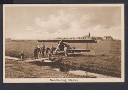 Aviatik   -   alte Ansichtskarte Notlandung in Marken  "A"