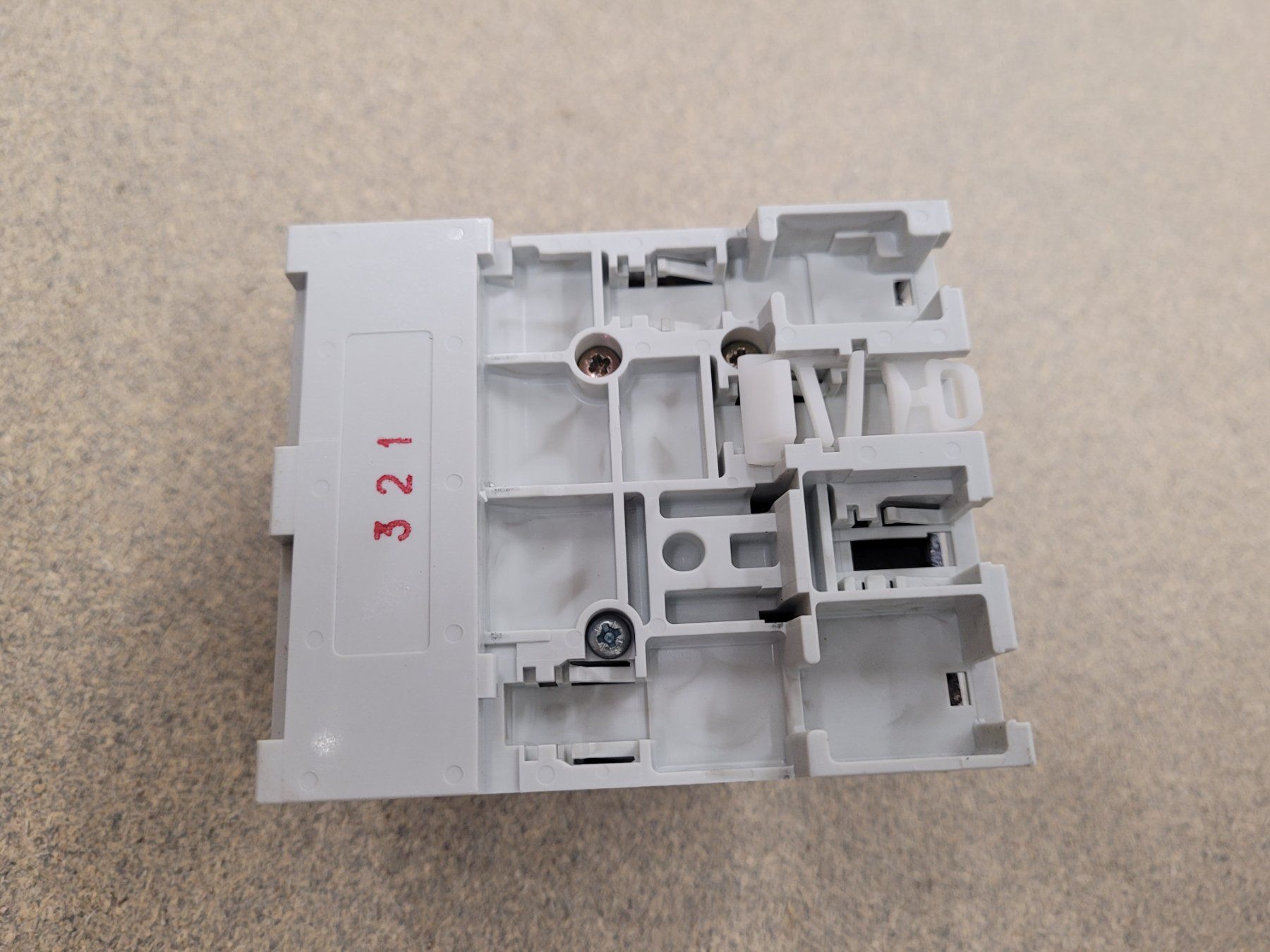 ABB Stromzufuhr: ABB Swissline FI Schutzschalter 40A / 30mA – Gebraucht aus Vitznau von Night-Fire 1