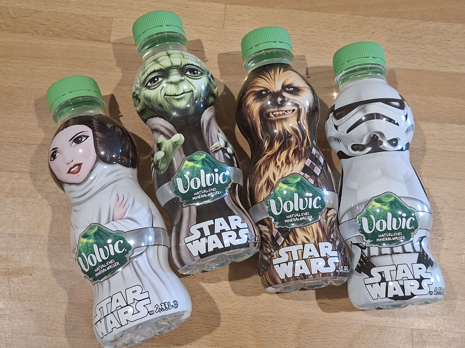 Altro in Stoviglie & Bicchieri: Volvic Limited Star Wars Collection – Usato da Niederhasli venduto da Golf-Dodger 1