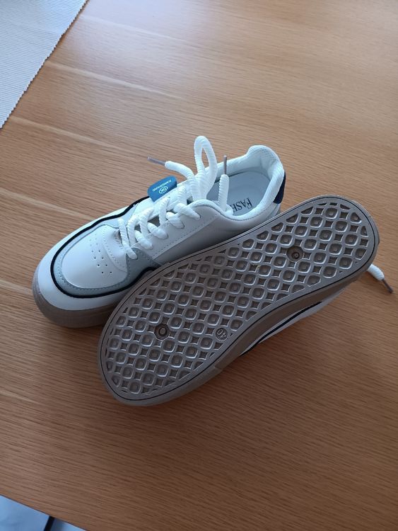 Skechers Chaussures femmes: Neue  sneakers – Neuf (Voir description) à Stansstad par leoni66 2