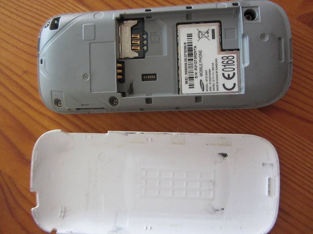 Samsung Telefoni cellulari / Smartphones: Samsung GT-E 1205 T – Usato da Malters venduto da moc_z8d9 2