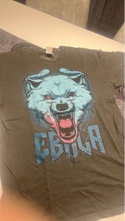 Cooles T-Shirt mit speziellem Design, Grösse L Top Zustand