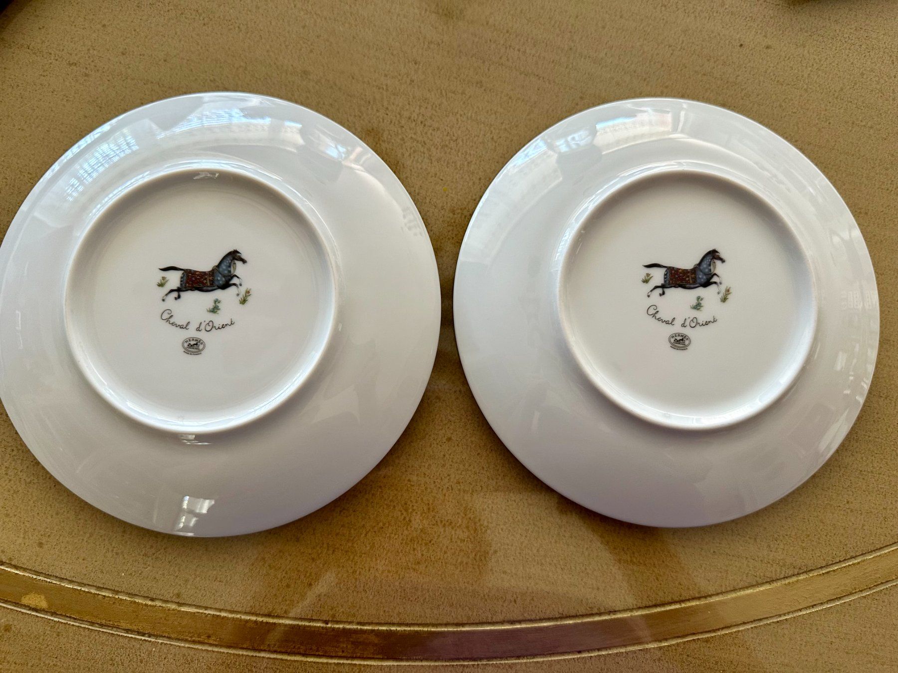 Hermès Teller: 2 Hermès Cheval d'Orient Brot- oder Dessertteller Neu – Neu und originalverpackt aus Genève von Mycollection 3