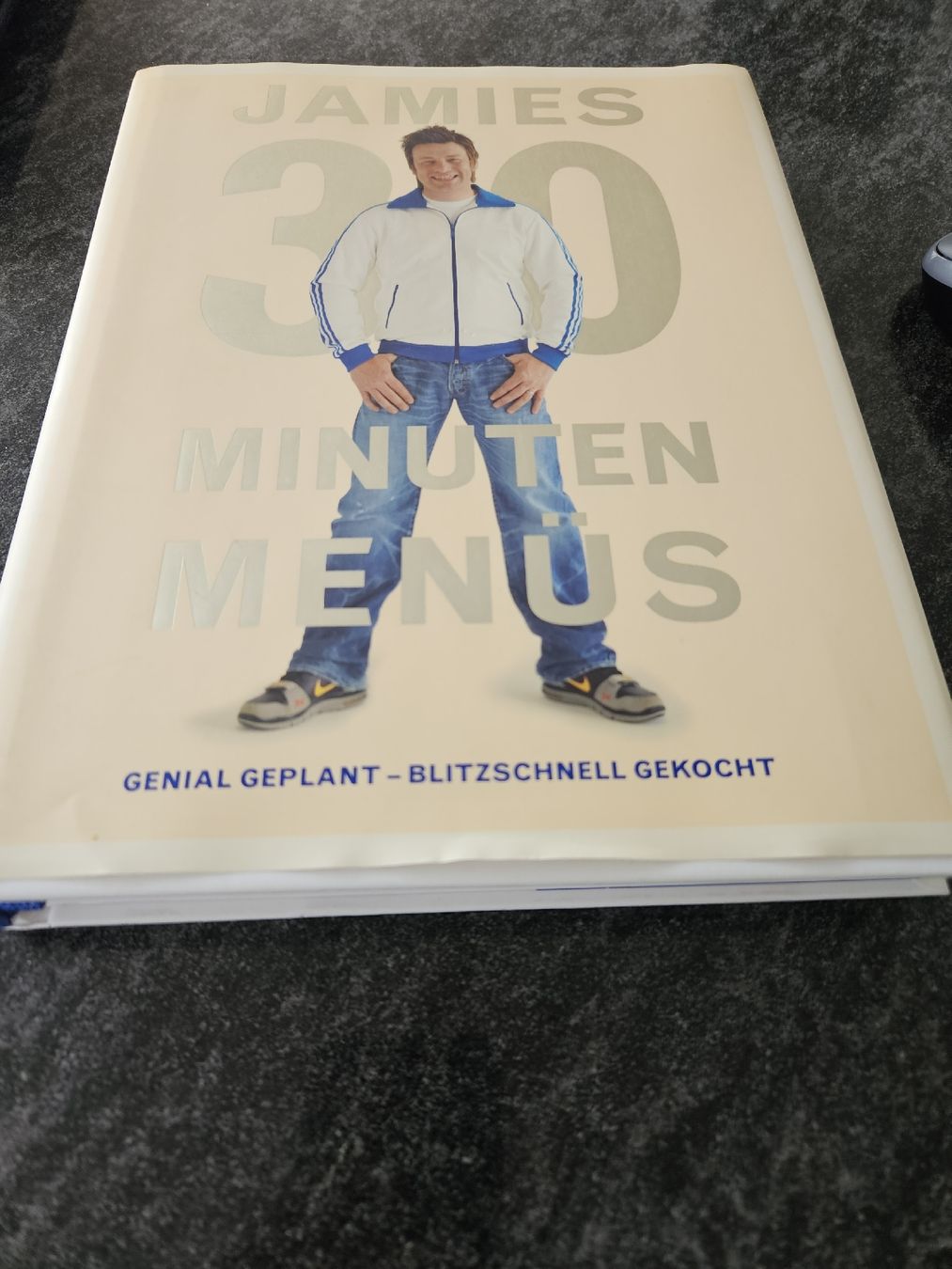 Bücher: Kochbuch Jamie 30 Minuten – Neu (gemäss Beschreibung) aus Biel/Bienne von Rosen21 3