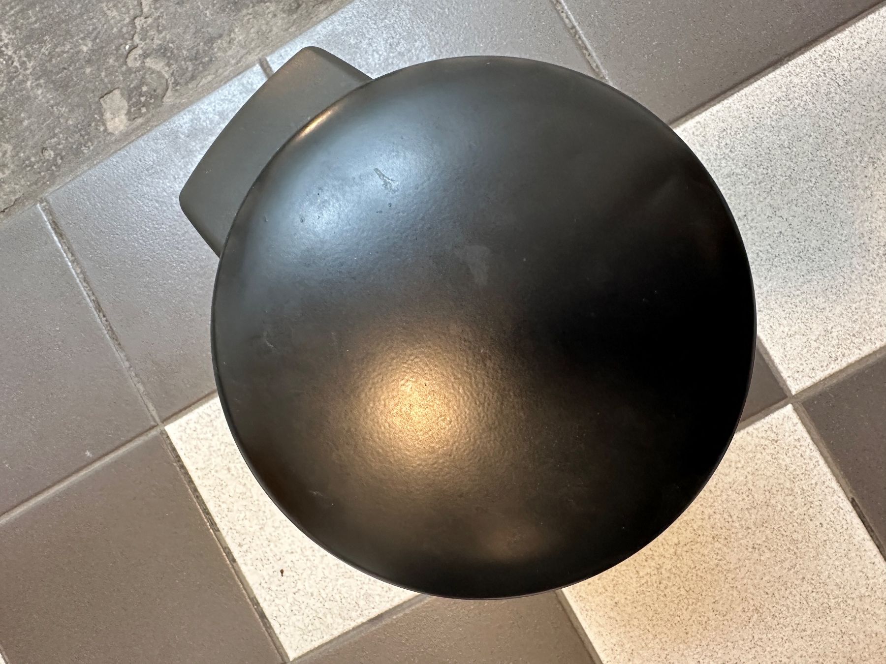 Brabantia Cestini per rifiuti: Brabantia NewIcon Treteimer Mattschwarz 5L – Usato da Lausanne venduto da brixton 8