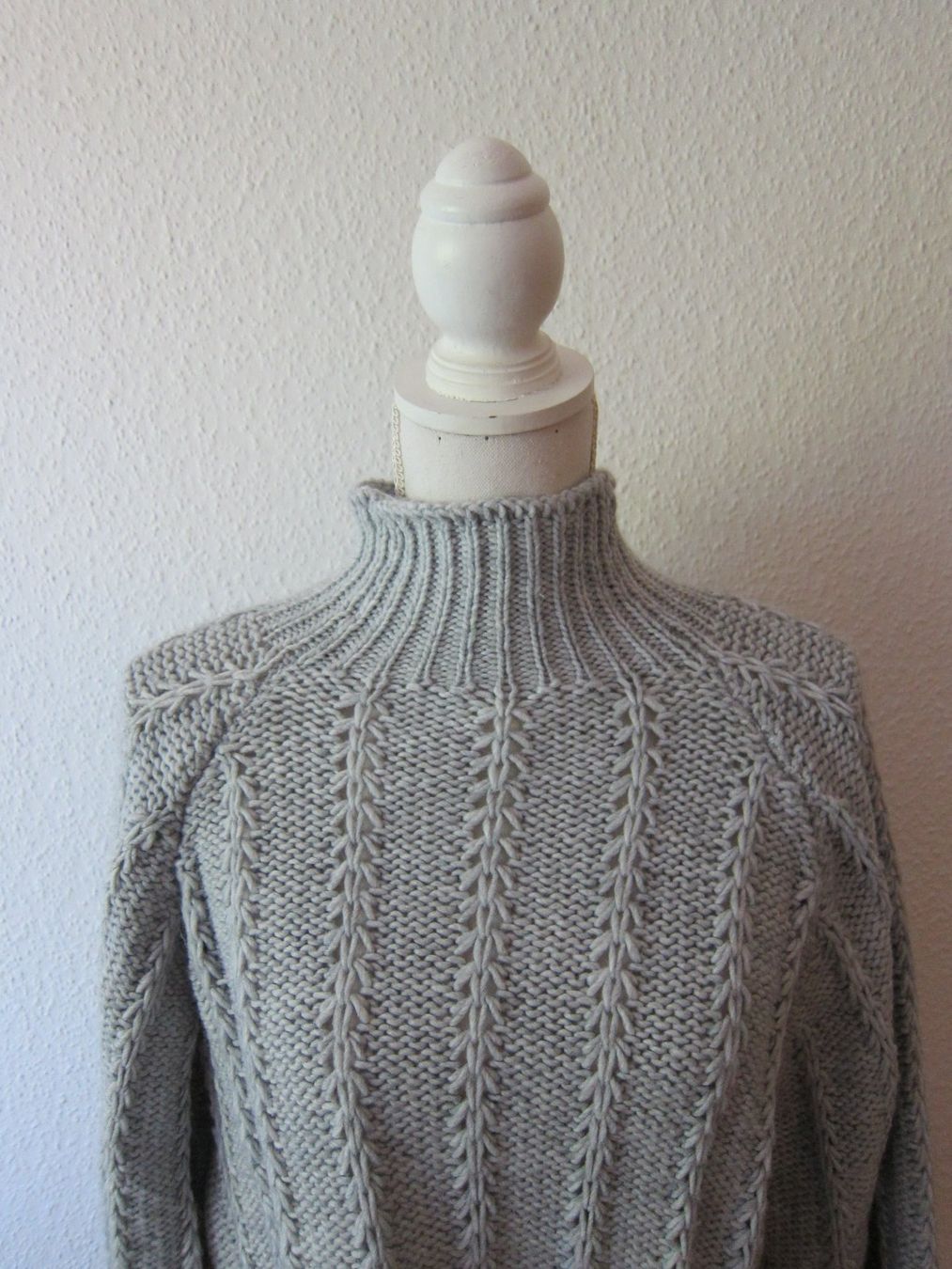 Pullover & Sweatshirts: Pulli hellgrau mit Muster, Top Zustand! – Neu (gemäss Beschreibung) aus Zürich von Italia58 2