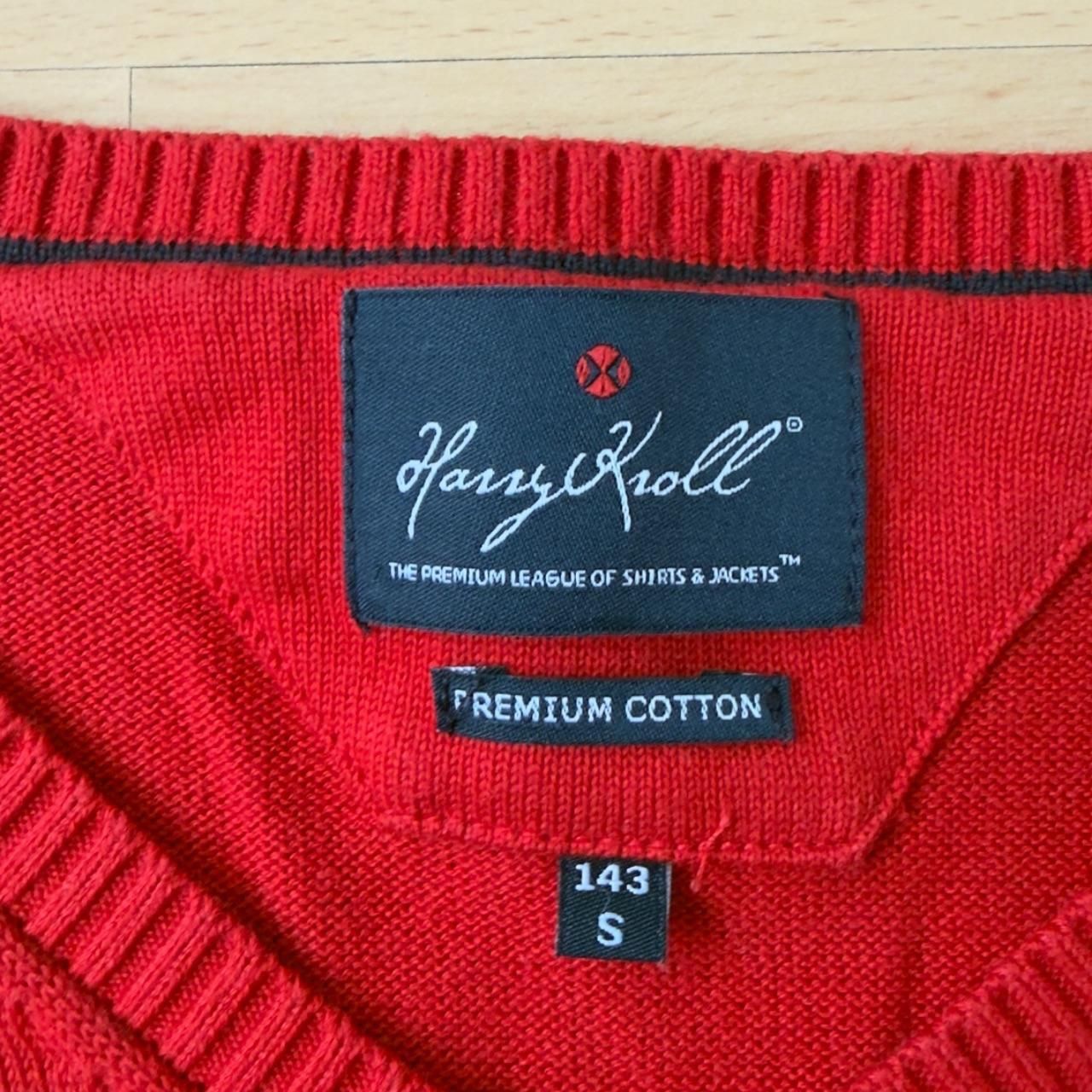Maglioni & Felpe: Harry Kroll V-Neck Pullover Grösse S – Usato da Solothurn venduto da boni03 2