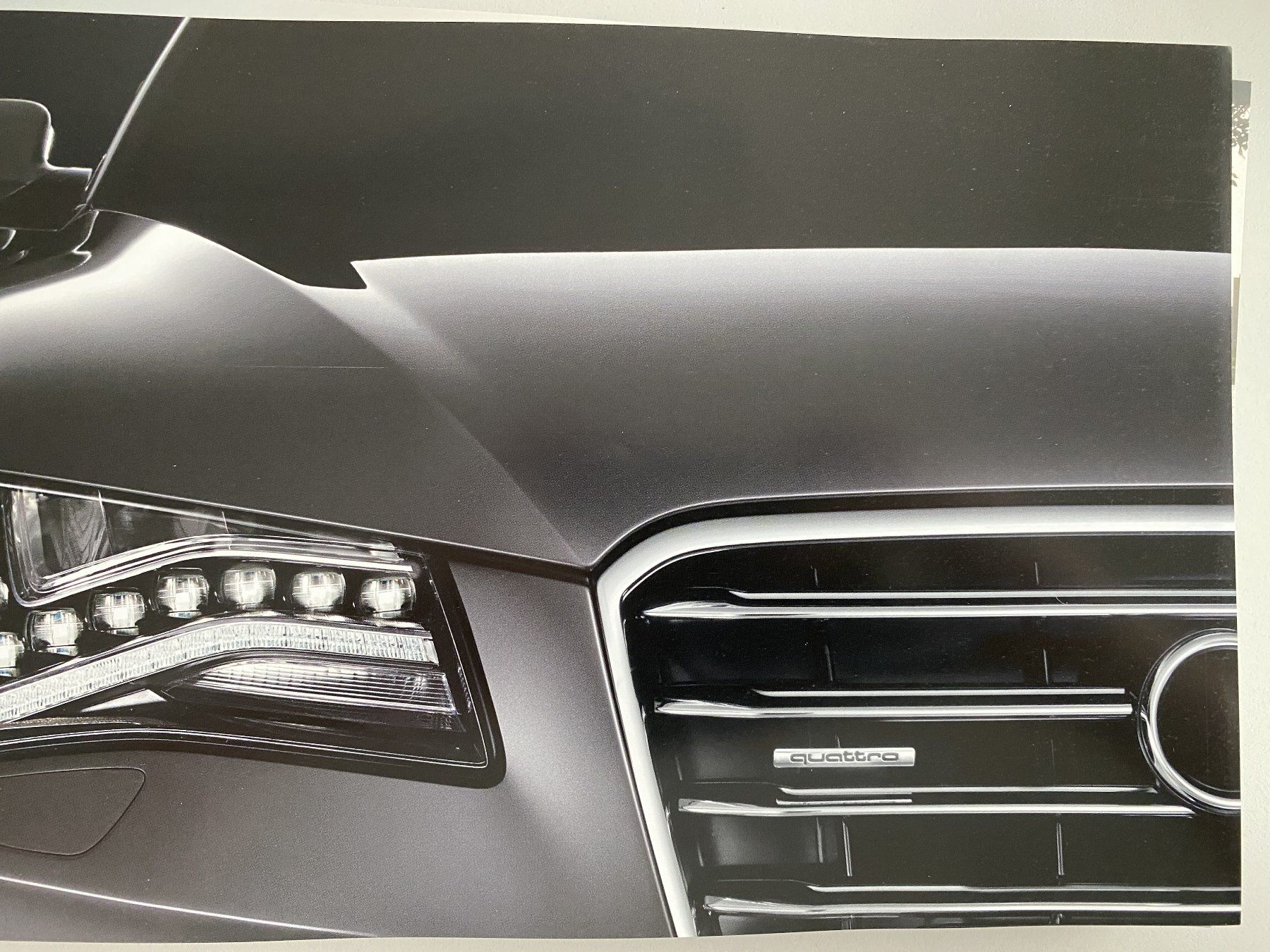 Riviste & Magazine: Audi A8 Magazin (03.2010) – Usato da Alpnach-Dorf venduto da Hess-Automobile 1