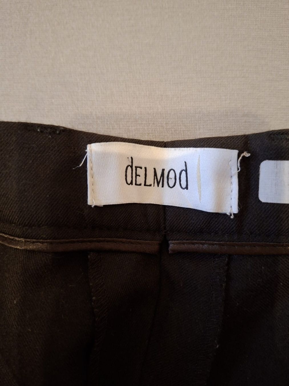 Pantaloni: Stoffhose Gr. 42 – Usato da Wängi venduto da rah_j_ 2